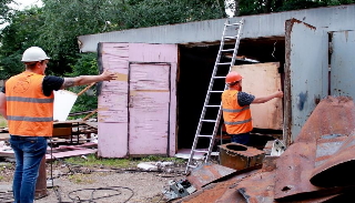 Демонтаж гаражей в Людиново, цена от 1749 руб. – услуги под ключ от 2Землекопа-Люд